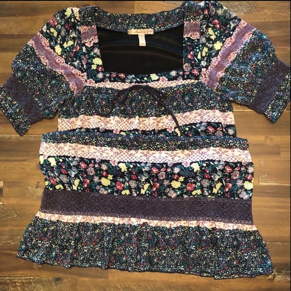 *SOLD* American Rag sleeve bohemian dress - Picture 3 of 7